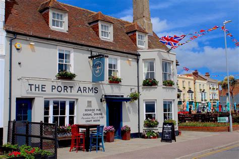 Our seaside pub is one of the best in Britain but it’s just 40 minutes fro.